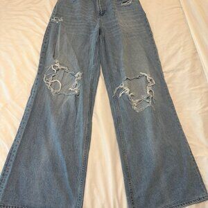 Urban Outfitter Blue Jeans Skater Baggy Distressed Women’s Size 32